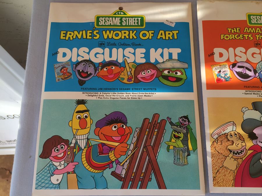 (4) Sesame Street Golden Book And Disguise Kit New In Packaging 1980 [Photo 6]