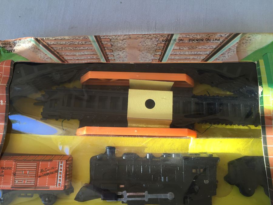 Battery Operated HAJI Japan Litho Freight Train Set With Bridge New In Box No. 3286 [Photo 8]