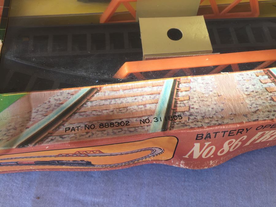 Battery Operated HAJI Japan Litho Freight Train Set With Bridge New In Box No. 3286 [Photo 9]