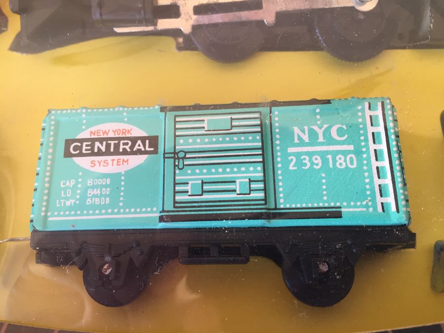 Battery Operated HAJI Japan Litho Freight Train Set With Bridge New In Box No. 3286 [Photo 3]