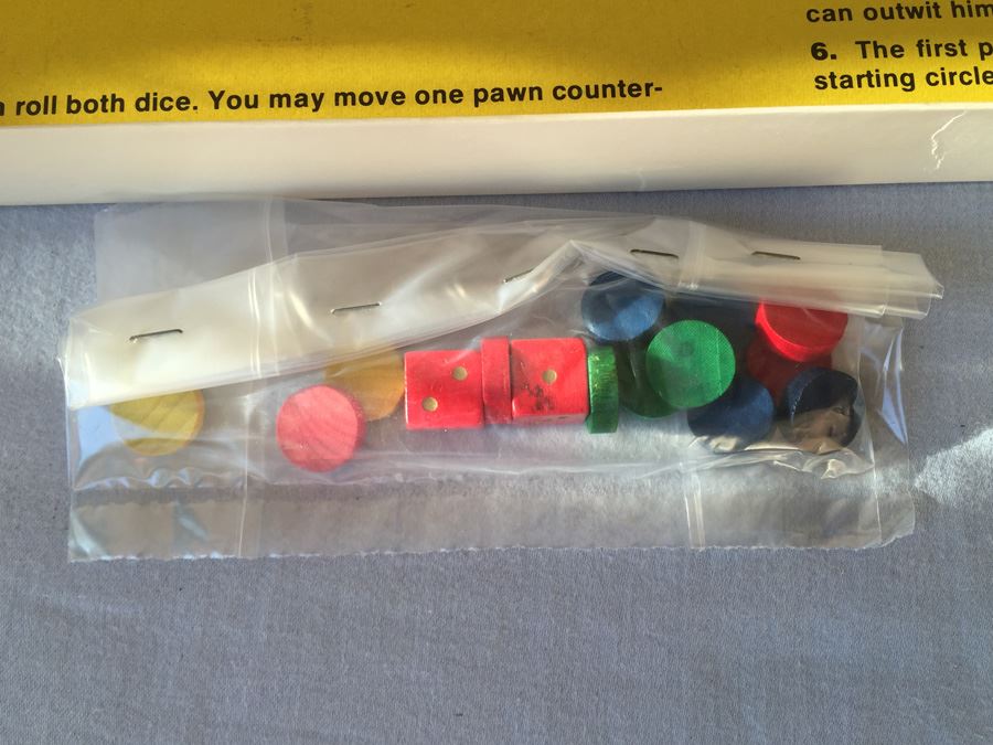 The Monster Squad Board Game MB From TV Show 1977 [Photo 11]