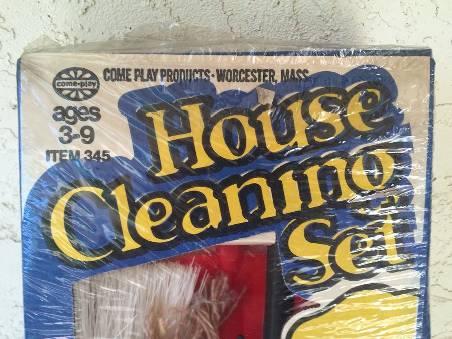 Toy House Cleaning Set New In Box Come Play Products [Photo 2]