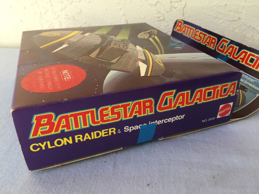 Battlestar Galatica Cylon Raider Mattel New In Box Vintage 1978 [Photo 2]