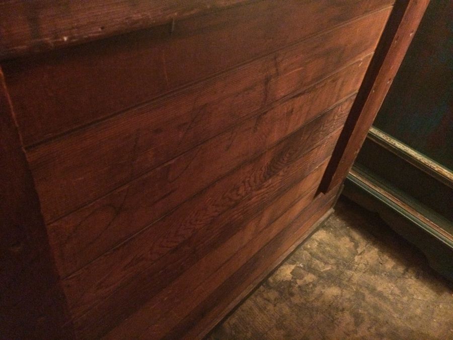 Vintage 3-Drawer Dresser on Casters [Photo 6]