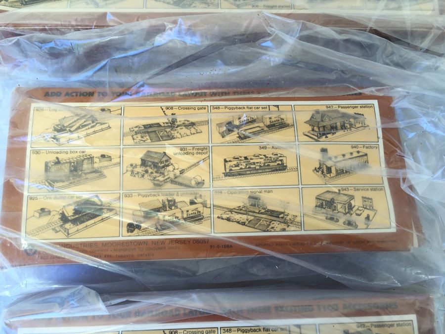 (3) TYCO Train Sets Silver Streak In Original Boxes 1977 [Photo 8]