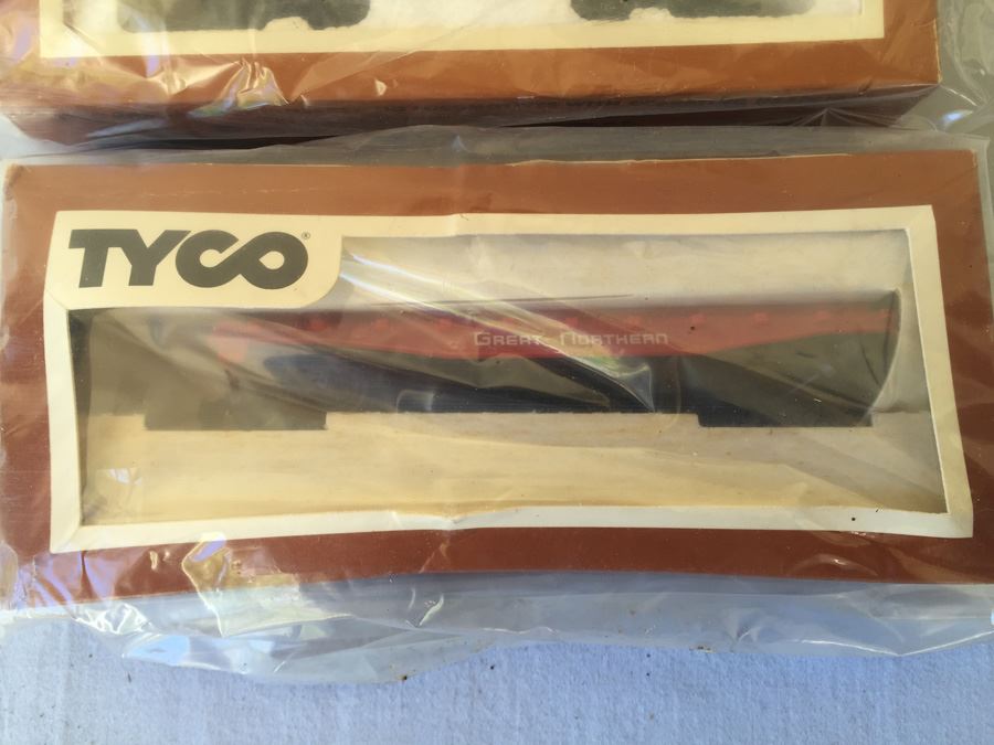 (3) TYCO Train Sets Silver Streak In Original Boxes 1977 [Photo 4]