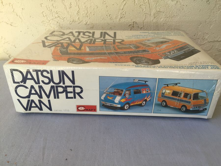 Vintage Datsun Camper Van Plastic Model Kit Mini Craft Sealed New In Box [Photo 3]