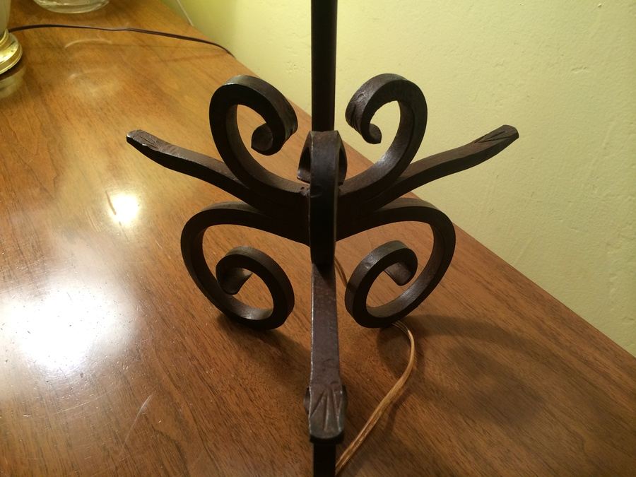 Wrought Iron Lamp [Photo 3]