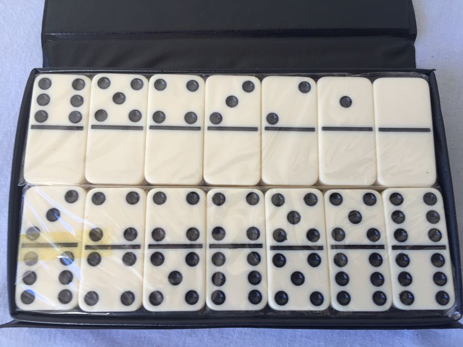 Dominoes Set New In Original Case Sealed Dominoes [Photo 3]