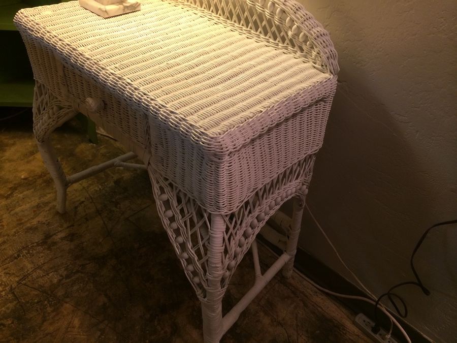White Wicker Desk with Drawer [Photo 3]