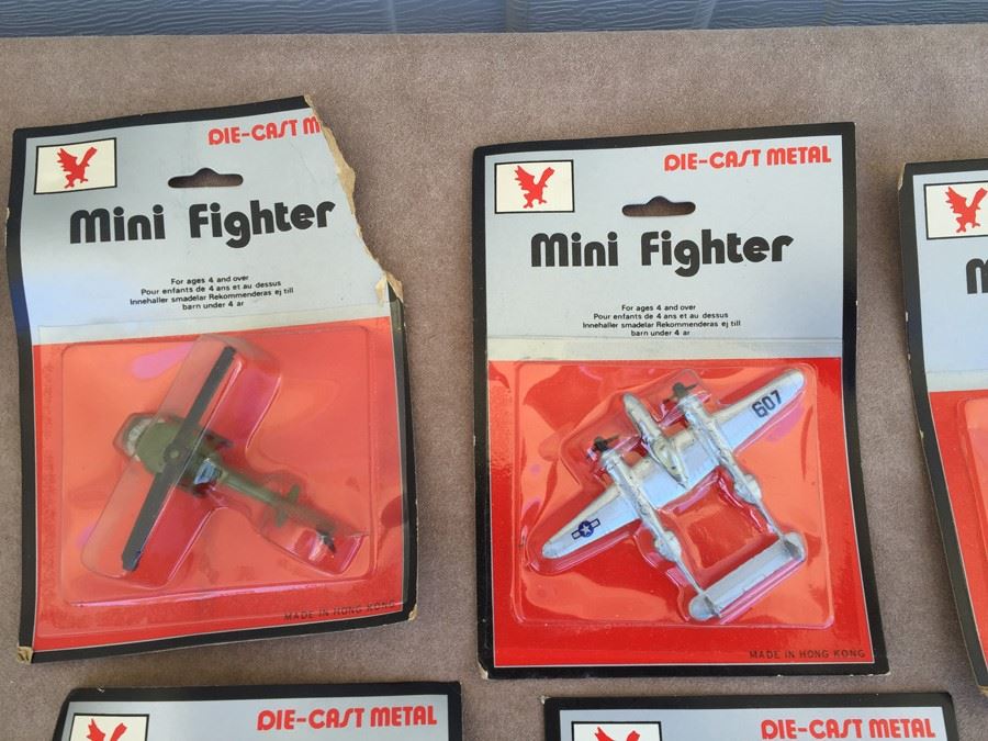 (9) Mini Fighter Die-Cast Metal Planes Helicopter Hong Kong New On Card [Photo 3]