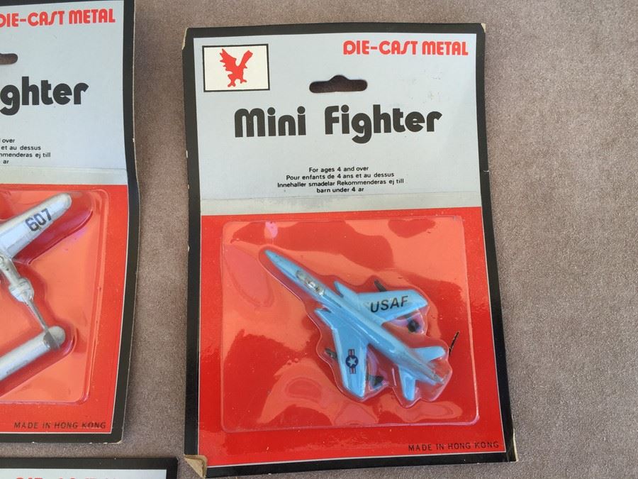 (9) Mini Fighter Die-Cast Metal Planes Helicopter Hong Kong New On Card [Photo 4]