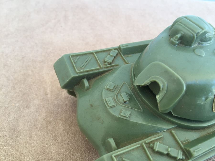 Vintage Plastic Army Men Tank Jeep Truck Tim-Mee Toys Note Damage To Tank Turret [Photo 10]