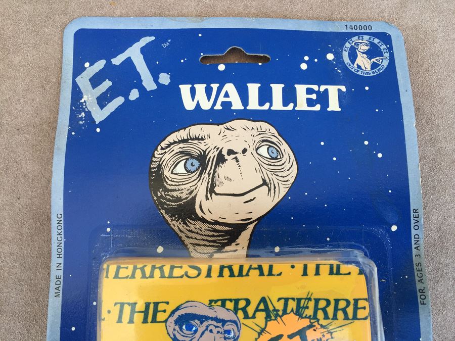 E.T. Movie Wallet New On Card 1982 [Photo 2]