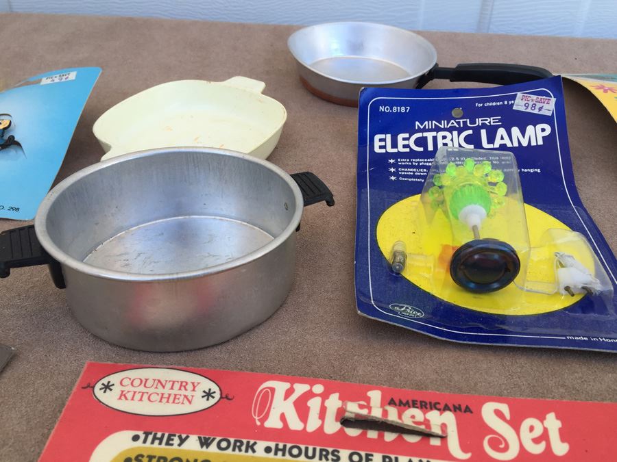 Miniature Collectibles And Popeye Barrettes [Photo 14]