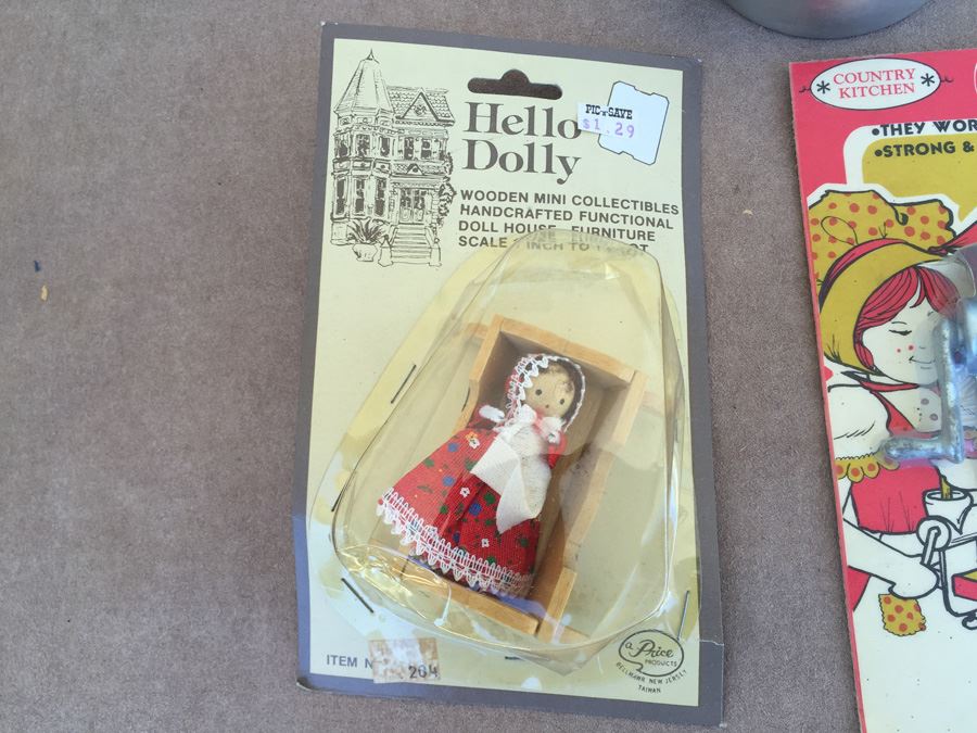 Miniature Collectibles And Popeye Barrettes [Photo 5]