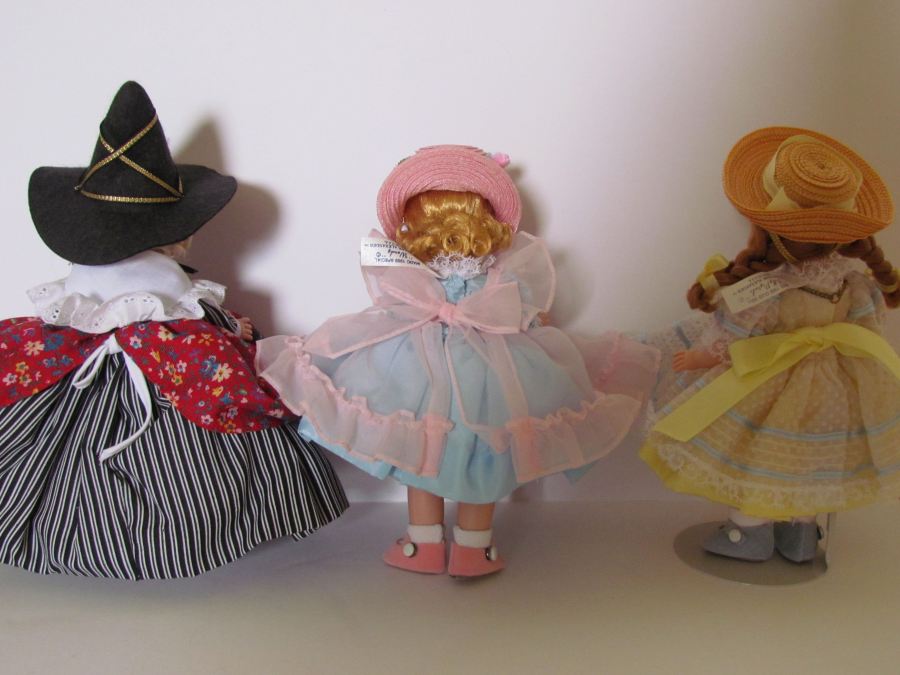 Madame Alexander Large Lot of 24 Dolls [Photo 11]