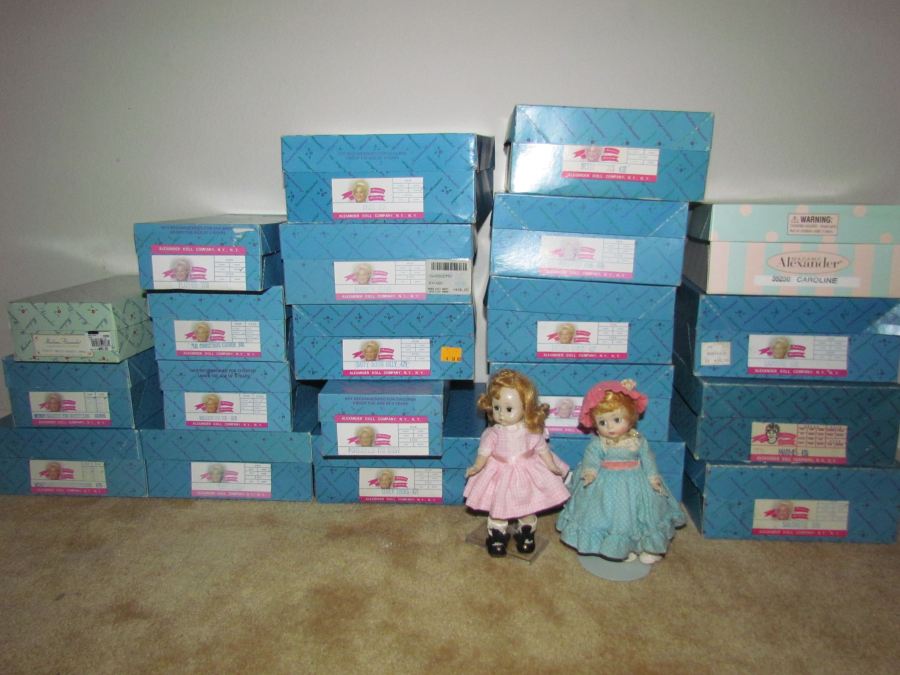 Madame Alexander Large Lot of 24 Dolls [Photo 1]