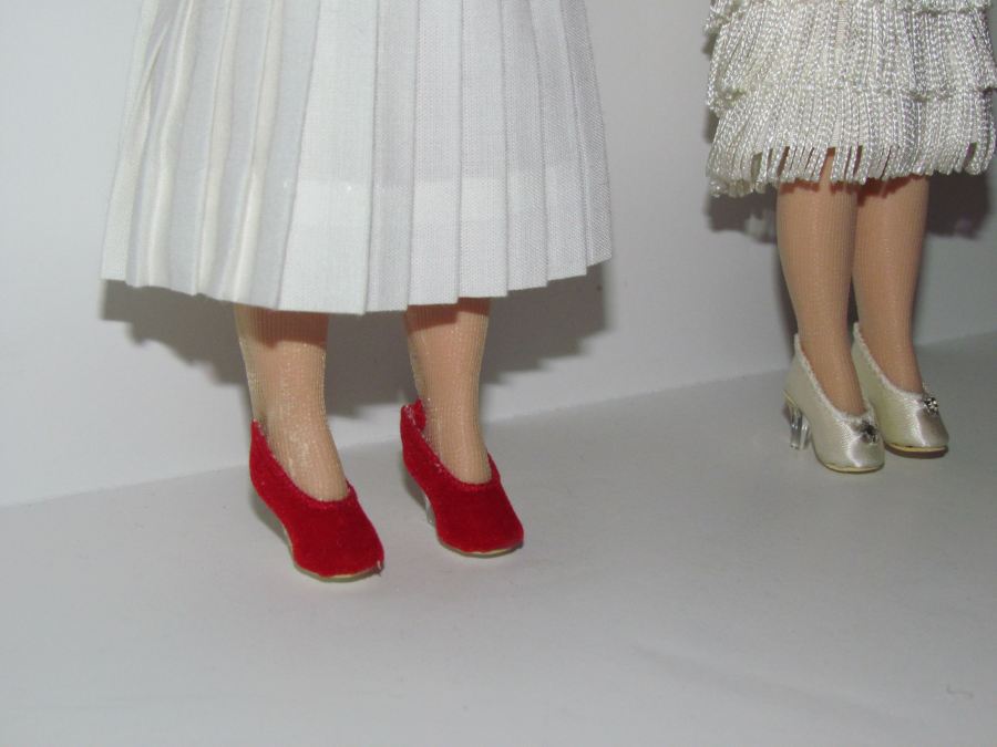 Madame Alexander Large Lot of 24 Dolls [Photo 13]