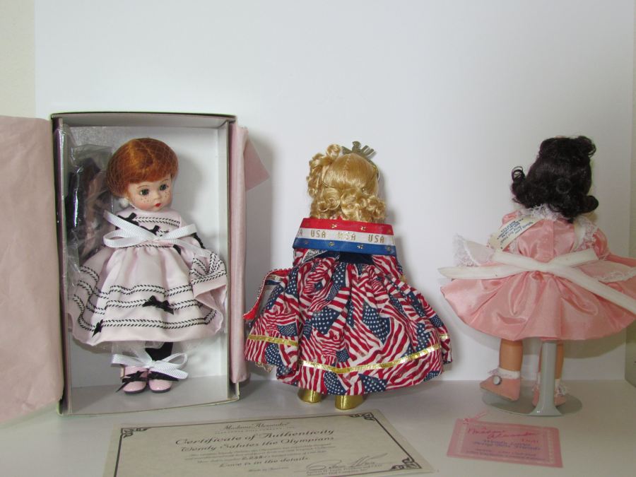 Madame Alexander Large Lot of 24 Dolls [Photo 3]