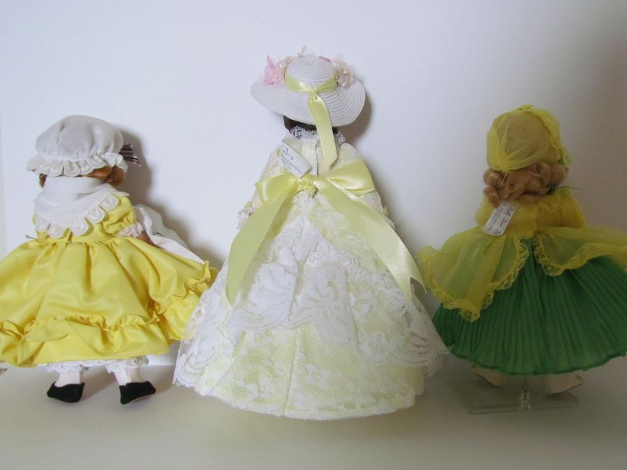 Madame Alexander Large Lot of 24 Dolls [Photo 10]
