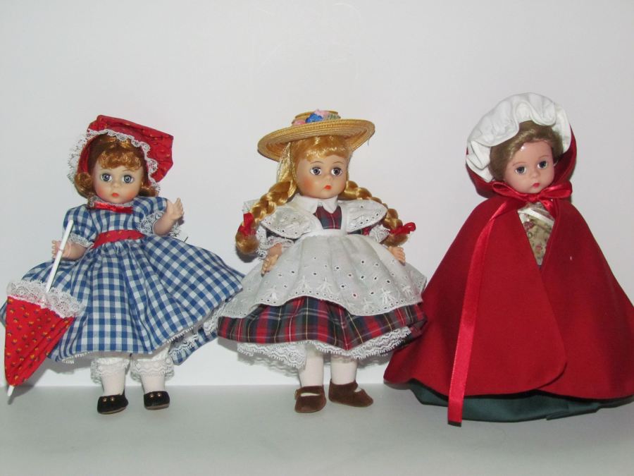 Madame Alexander Large Lot of 24 Dolls [Photo 19]