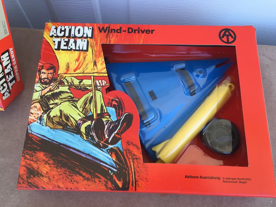 Action Team Set With Action Girl Super Sandy Action Figure, Ski Racing Set, Unterwasser Set And Wind-Driver Set All New In Box With Carrying Case 1975 Hasbro Made In Germany Estimate $350 [Photo 16]