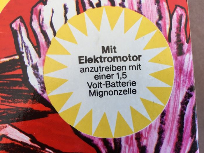Action Team Set With Action Girl Super Sandy Action Figure, Ski Racing Set, Unterwasser Set And Wind-Driver Set All New In Box With Carrying Case 1975 Hasbro Made In Germany Estimate $350 [Photo 28]