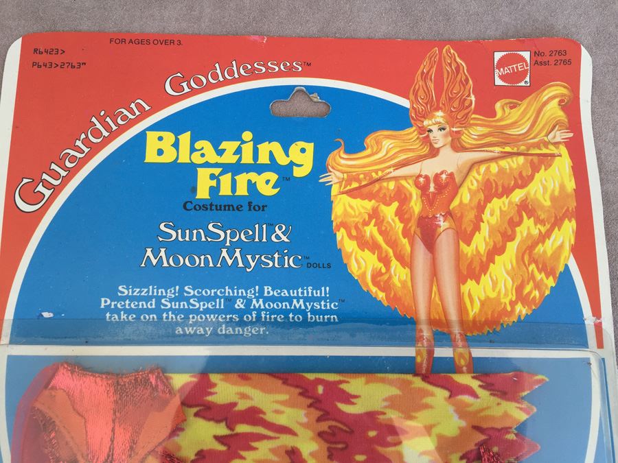 Guardian Goddesses Blazing Fire Costume For Sun Spell And Moon Mystic Dolls Mattel New On Card 1978 [Photo 2]