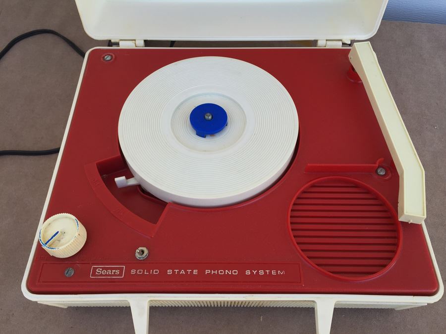 Vintage Winnie The Pooh And Tigger, Too Record Player Sears Working  [Photo 3]