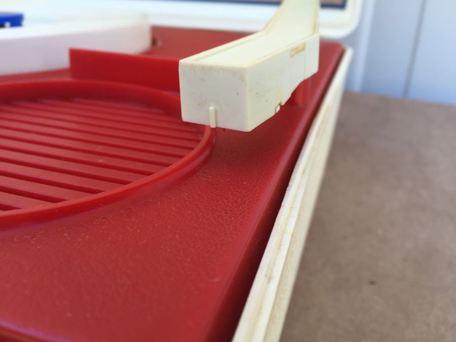 Vintage Winnie The Pooh And Tigger, Too Record Player Sears Working  [Photo 9]