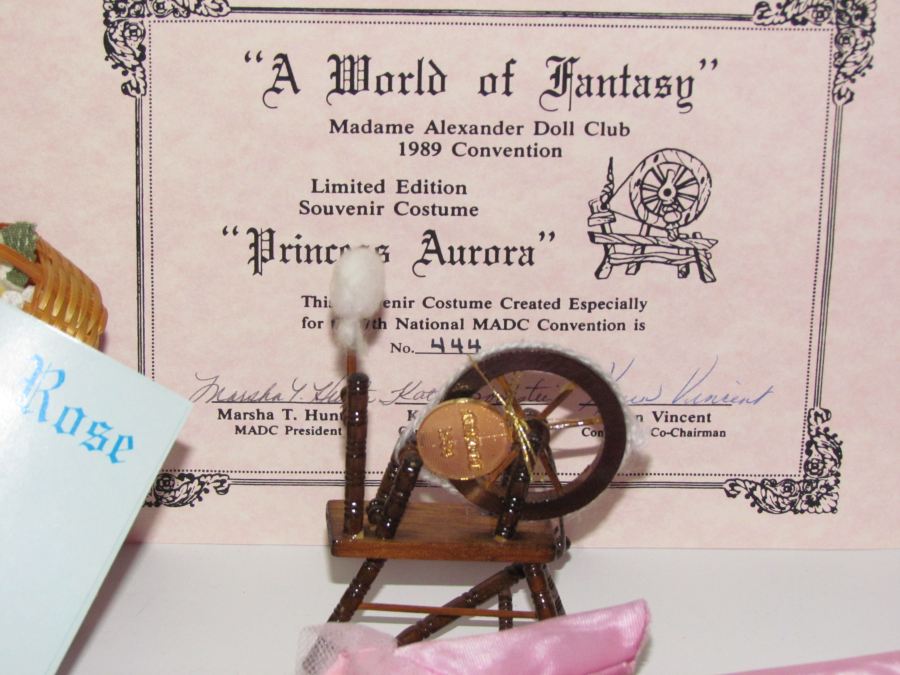 Madame Alexander MADC Signed 8' Briar Rose w/ Princess Aurora Costume & 10' Rapunzel [Photo 4]