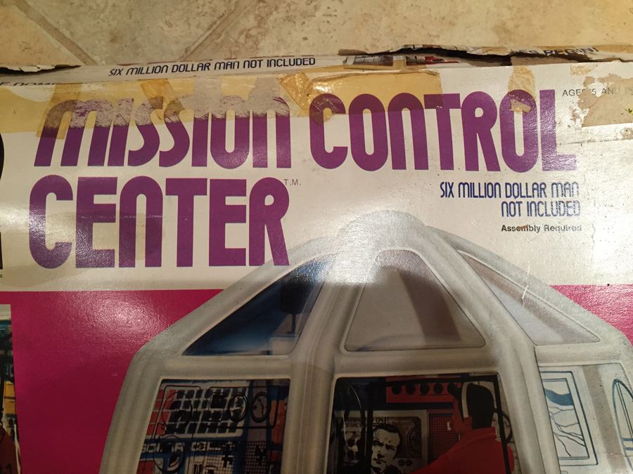 The Six Million Dollar Man Mission Control Center In Box Kenner 1976 [Photo 7]