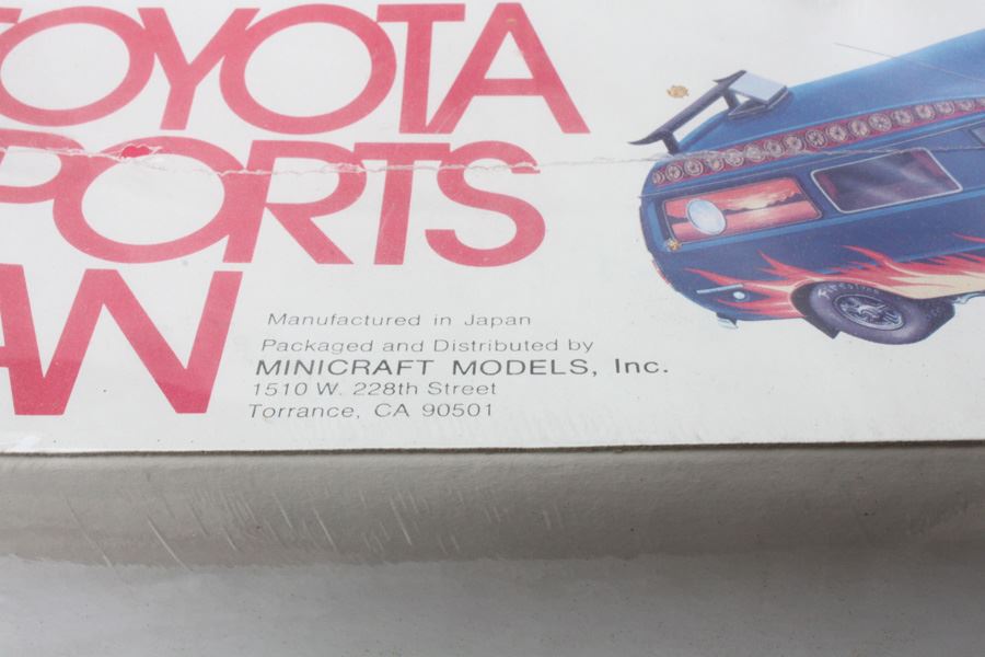 Toyota Sports Van Mini Craft Model Kit Sealed New In Box [Photo 5]