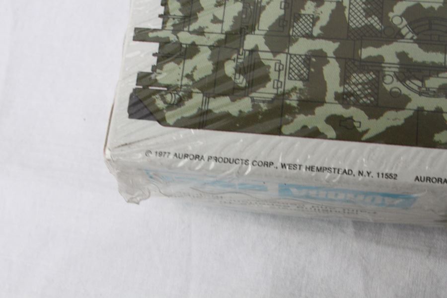 (3) Panzer III, M12 Self-Propelle Gun & SD. KFZ. II Munitions Carrier Prestige Series Aurora ESCI Model Kits Sealed New In Box 1977 [Photo 10]