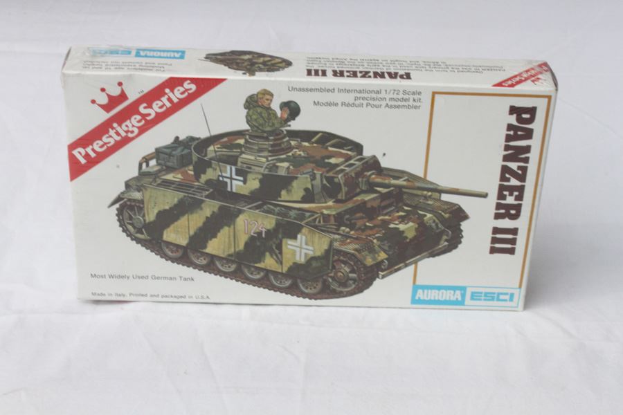 (3) Panzer III, M12 Self-Propelle Gun & SD. KFZ. II Munitions Carrier Prestige Series Aurora ESCI Model Kits Sealed New In Box 1977 [Photo 1]