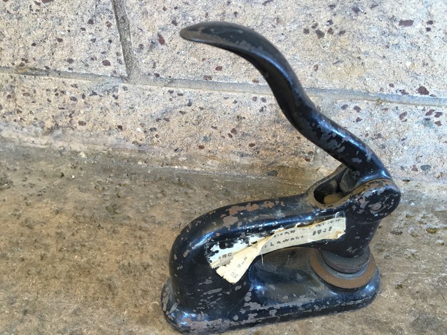 Vintage 1928 Paper Embossing Stamp Machine North American Aviation Inc Delaware 1928 [Photo 2]