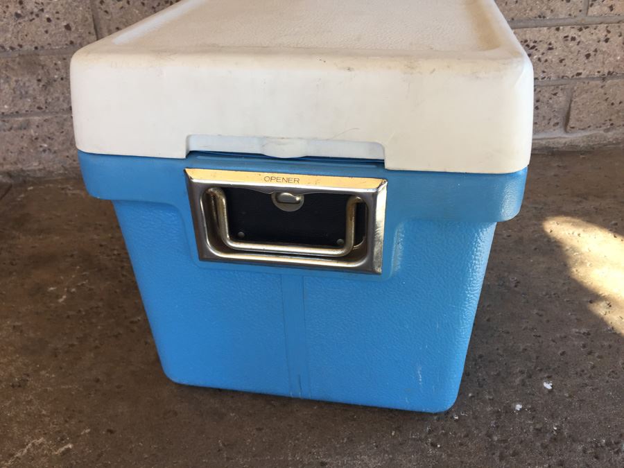 Coleman Light Blue Cooler With Dual Bottle Openers [Photo 6]