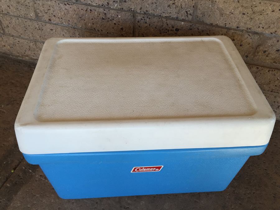 Coleman Light Blue Cooler With Dual Bottle Openers [Photo 4]