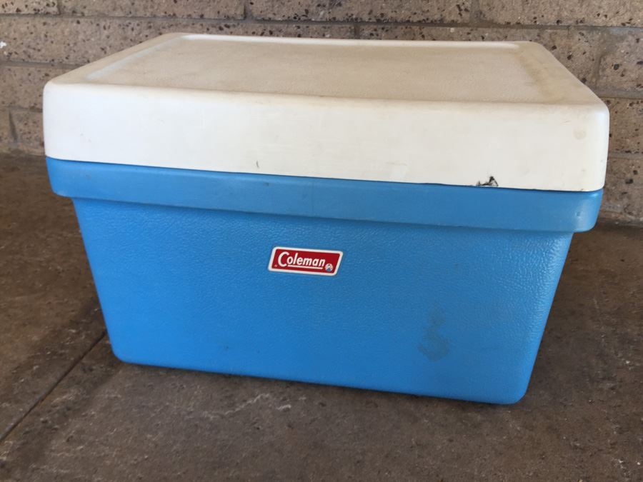 Coleman Light Blue Cooler With Dual Bottle Openers [Photo 7]