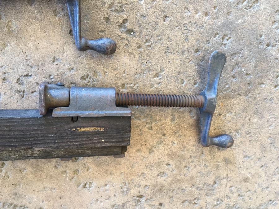 Pair Of Vintage Wooden Clamps Tools [Photo 4]