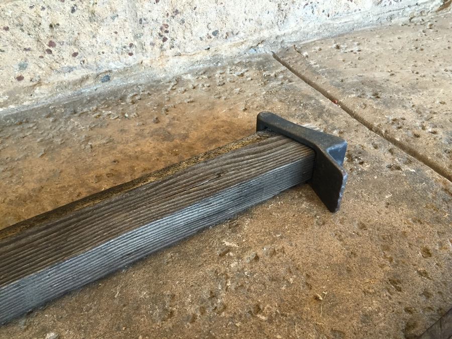 Pair Of Vintage Wooden Clamps Tools [Photo 7]