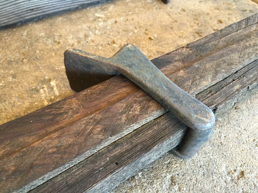Pair Of Vintage Wooden Clamps Tools [Photo 6]