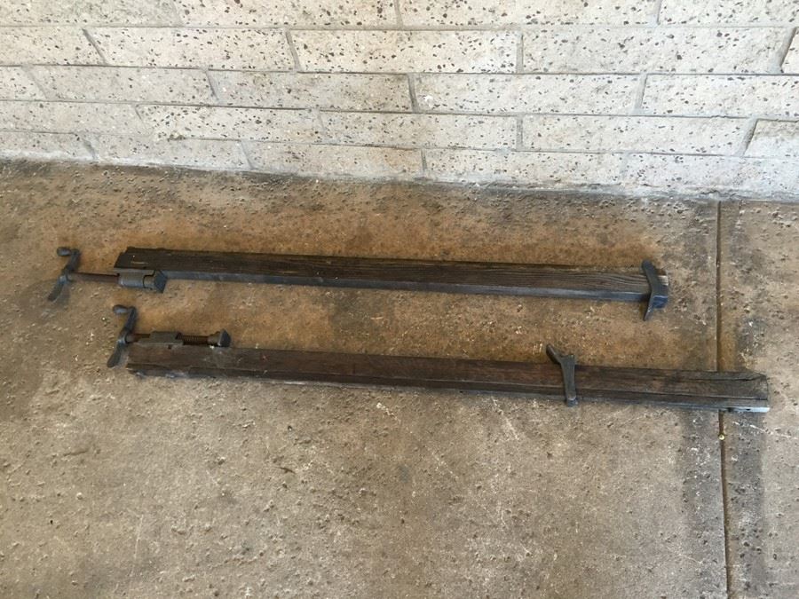 Pair Of Vintage Wooden Clamps Tools [Photo 1]