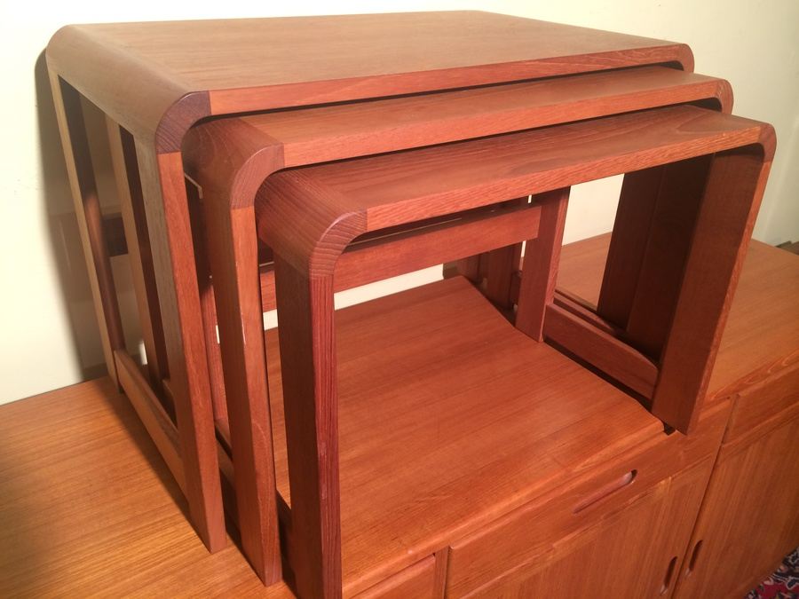 (3) Teak Nesting Tables [Photo 4]