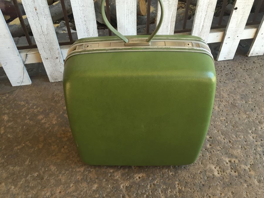 Pair Of Vintage Green Luggage Skyway And Samsonite [Photo 5]