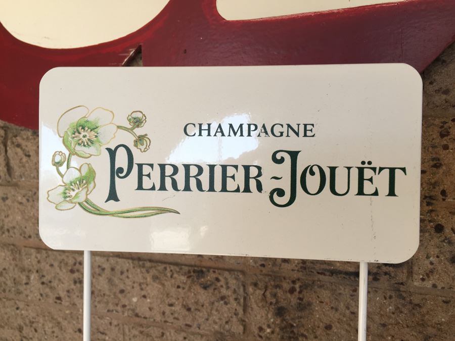 Champagne Perrier-Jouet Store Fixture Champagne Wine Storage Rack [Photo 4]