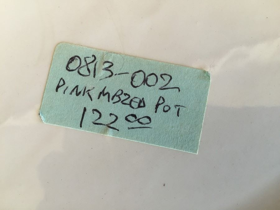 Pink Marbleized Pot With Gold Trim [Photo 3]