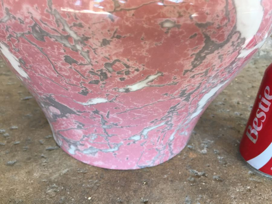 Pink Marbleized Pot With Gold Trim [Photo 9]