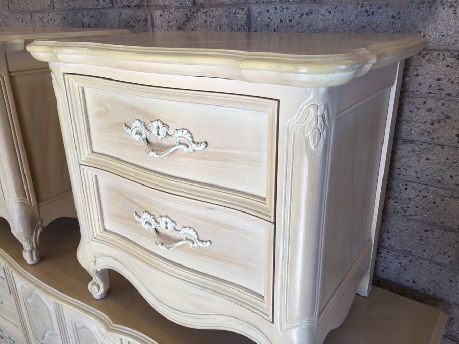 Lexington French Provencial Style Dresser With Two Nightstands [Photo 7]